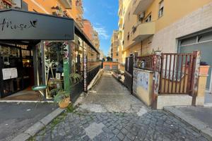 Conca d'oro - locale commerciale