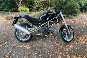 Ducati Moster 600 Dark