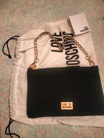 Pochette Love Moschino