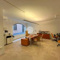 UFFICIO A DESENZANO DEL GARDA