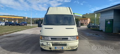 Iveco daily 35s12 anno 2004 cc 2.3 hdi