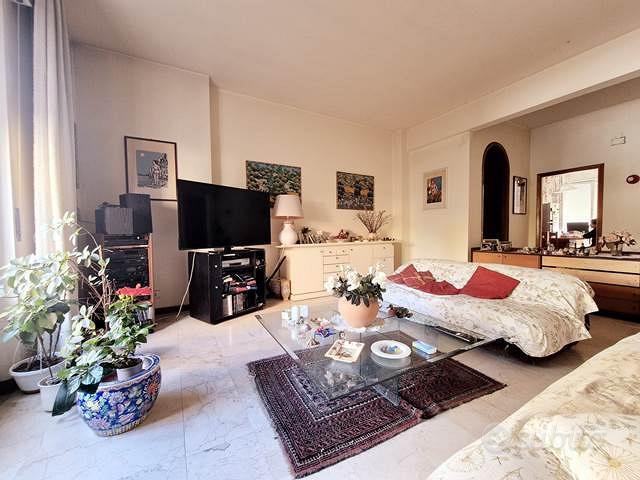 REGIONE ( RIF. E96-3659 )