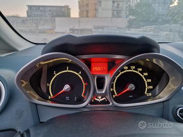 FORD Fiesta 6ª serie - 2010