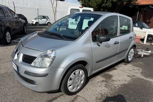 Renault Modus 1.5 dCi 85CV Dynamique