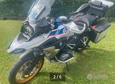 Moto BMW 1250 gs hp