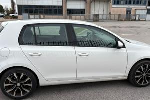 Volkswagen Golf 6 1.6 TDI 105CV 5p.