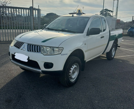 Pick Up L200 Mitsubishi TD Cassone lungo 4x4