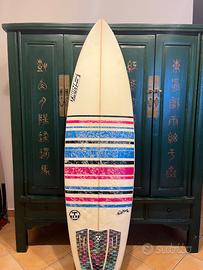 Tavola surf Twinsbros 5’11” x 19 3/4” x 2 3/8”