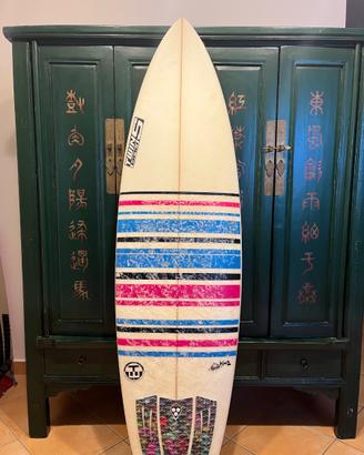 Tavola surf Twinsbros 5’11” x 19 3/4” x 2 3/8”