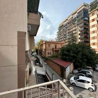 Ampio 6 vani con box auto Zona LIBERTA'