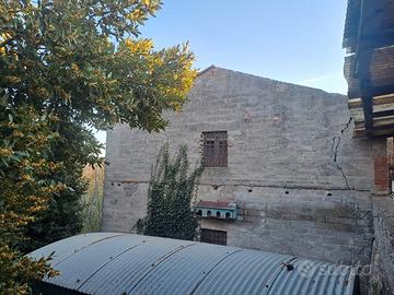 Rudere e terreno a pochi minuti da Grosseto