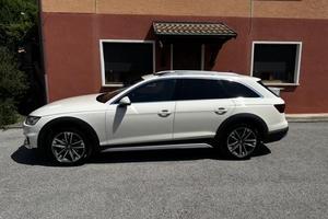 Audi a4 allroad identity contrast