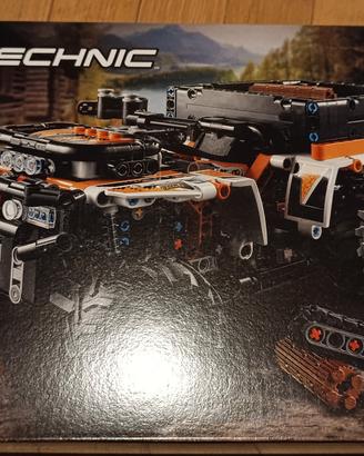 Lego Technic 42139 all-terrain vehicle