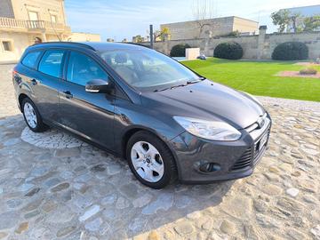 Ford Focus 1.6 TDCi 95 CV Titanium perfetta full o