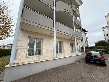 UFFICIO A AZZANO DECIMO