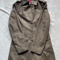 Cappotto vintage verde militare elegante
