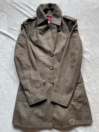 Cappotto vintage verde militare elegante