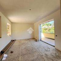 PORZIONE DI BIFAMILIARE A ROCCA DI PAPA