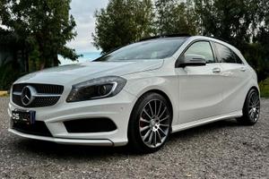 MERCEDES- BENZ A 180 CDI 115 CV AMG PREMIUM PROMO