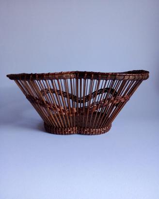 Cestino in rattan.