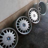 Cerchi in lega originale E38