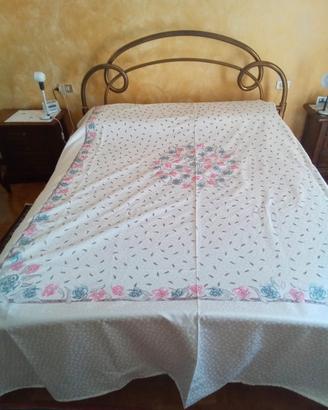 Copriletto matrimoniale in rasatello di cotone