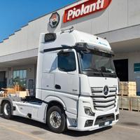 B236-Trattore stradale Mercedes Actros 18.48
