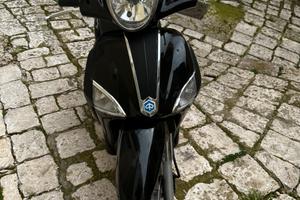Piaggio Liberty 50 2T 2014 (aria)