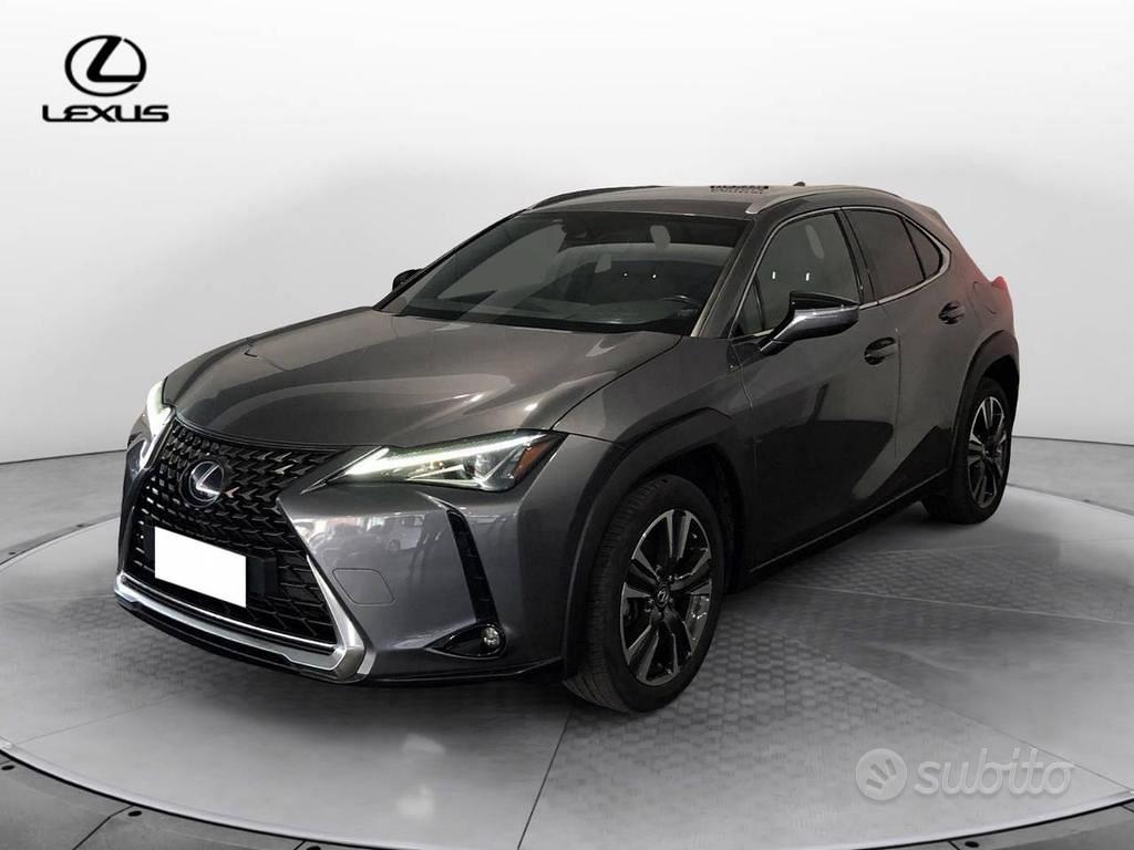 LEXUS UX