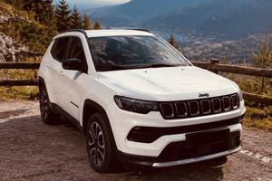Jeep compass limited 4Xe