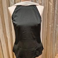 Top elegante con spalle scoperte