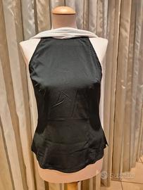 Top elegante con spalle scoperte