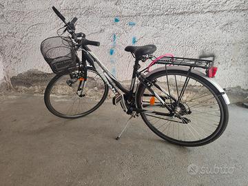 Bicicletta bianchi spillo rubino