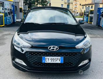 Hyundai i20 1.2 5p. Econext Sound Edition