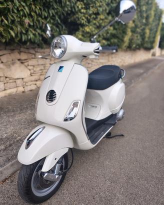 Vespa 125 LX