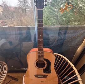 Chitarra acustica