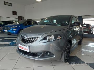 Lancia Ypsilon 1.0 FireFly Hybrid Ecochic Gold