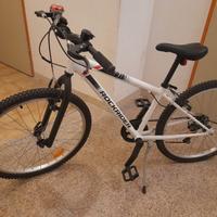Mountain bike taglia Media a 6 marce