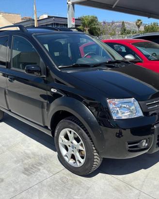FIAT Panda 1.3 MJT 16V 4x4 Monster
