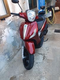 Piaggio Beverly Sport Touring 350 - 2013