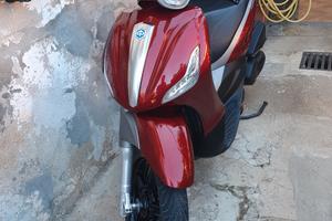Piaggio Beverly Sport Touring 350 - 2013