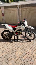 HM cre 125 2t