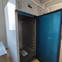 Armadio refrigerato tn/bt per teglie 6040