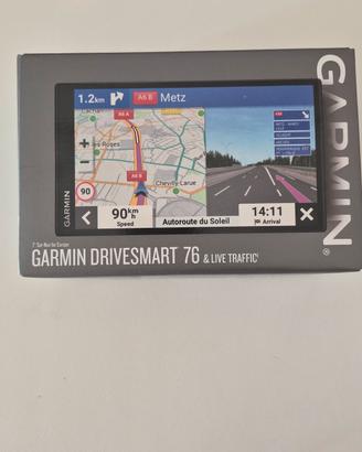 garmin drivesmart 76 live traffic
