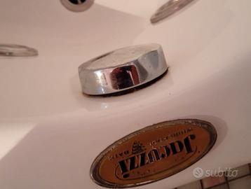 VASACA IDROMASSAGGIO JACUZZI
