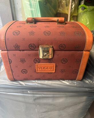 Beauty Rigido Vintage Vogue