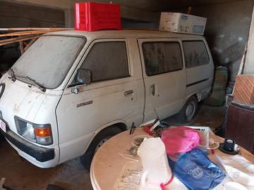 Furgone toyota liteace