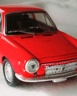 Fiat 850 sport Abarth vintage scala 1-43 perfetta