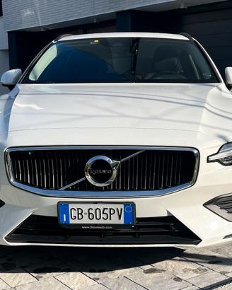 VOLVO V60 d3 Business  auto my21 - Versione Van N1