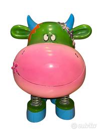 Salvadanaio in ceramica forma di mucca per bambini